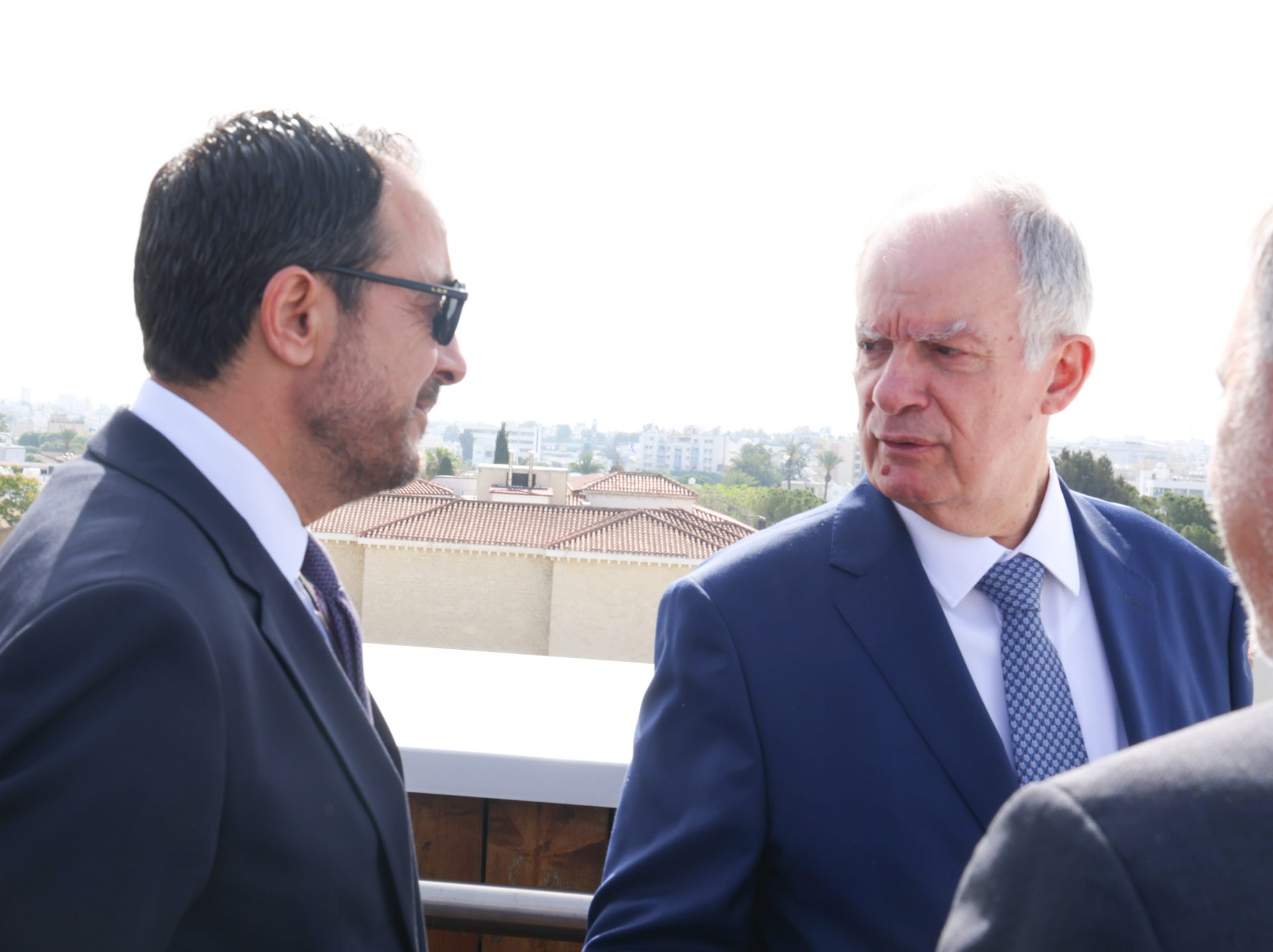 «Παράνομη οποιαδήποτε προσπάθεια εκτροχιασμού από το διαμορφωθέν πλαίσιο για Κυπριακό»