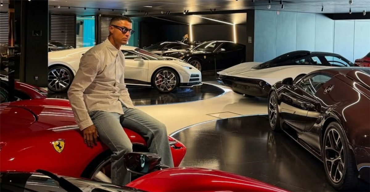 &Omicron; Cristiano Ronaldo &phi;&omega;&tau;&omicron;&gamma;&rho;&alpha;&phi;ή&theta;&eta;&kappa;&epsilon; &mu;&pi;&rho;&omicron;&sigma;&tau;ά &alpha;&pi;ό &tau;&omicron;&nu; &sigma;&tau;ό&lambda;&omicron; &tau;&omega;&nu; &pi;&alpha;&nu;ά&kappa;&rho;&iota;&beta;&omega;&nu; &alpha;&upsilon;&tau;&omicron;&kappa;&iota;&nu;ή&tau;&omega;&nu; &tau;&omicron;&upsilon;!