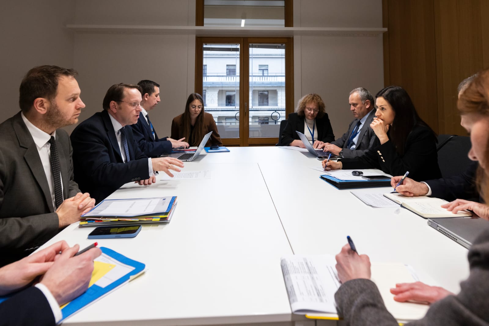 &Alpha;&phi;&theta;ώ&delta;&eta;&sigmaf; &pi;&upsilon;&rho;&epsilon;&tau;ό&sigmaf;: &Phi;&tau;ά&nu;&omicron;&upsilon;&nu; &alpha;ύ&rho;&iota;&omicron; &tau;&alpha; &pi;&rho;ώ&tau;&alpha; &epsilon;&mu;&beta;ό&lambda;&iota;&alpha; &sigma;&tau;&eta;&nu; &Kappa;ύ&pi;&rho;&omicron; &ndash; Ά&mu;&epsilon;&sigma;&eta; &kappa;&iota;&nu;&eta;&tau;&omicron;&pi;&omicron;ί&eta;&sigma;&eta; &tau;&omega;&nu; &Beta;&rho;&upsilon;&xi;&epsilon;&lambda;&lambda;ώ&nu;