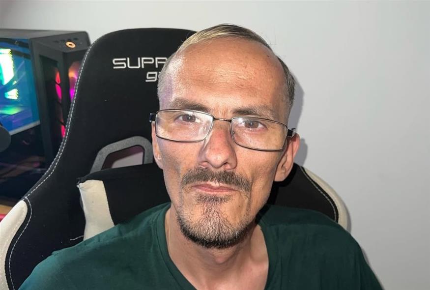 Σοκ στη Γαλλία: Πέθανε on air 46χρονος streamer κατά τη διάρκεια 10ήμερου livestream