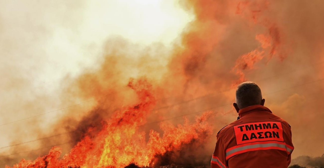 Συναγερμός για πυρκαγιά στην περιοχή Λαγουδερά Συναγερμός για πυρκαγιά στην περιοχή Λαγουδερά
