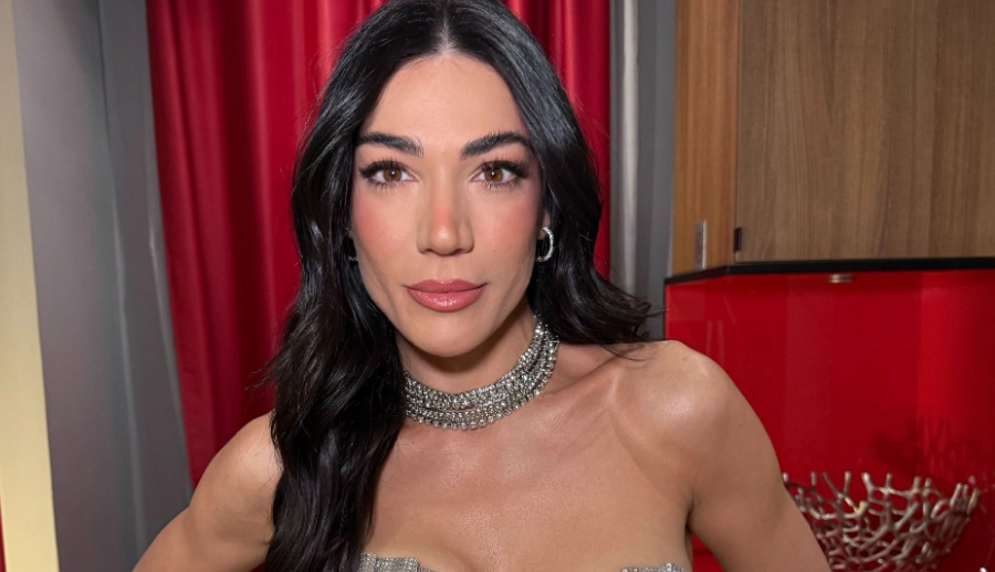 Ή&beta;&eta; &Alpha;&delta;ά&mu;&omicron;&upsilon;: &Alpha;&pi;ό &tau;&eta;&nu; &Alpha;ί&gamma;&upsilon;&pi;&tau;&omicron; &sigma;&epsilon; &Sigma;&kappa;ό&pi;&iota;&alpha; &kappa;&alpha;&iota; &Kappa;&omega;&nu;&sigma;&tau;&alpha;&nu;&tau;&iota;&nu;&omicron;ύ&pi;&omicron;&lambda;&eta; - &Tau;&omicron; international &sigma;&epsilon;&rho;ί &sigma;&upsilon;&nu;&epsilon;&chi;ί&zeta;&epsilon;&tau;&alpha;&iota;