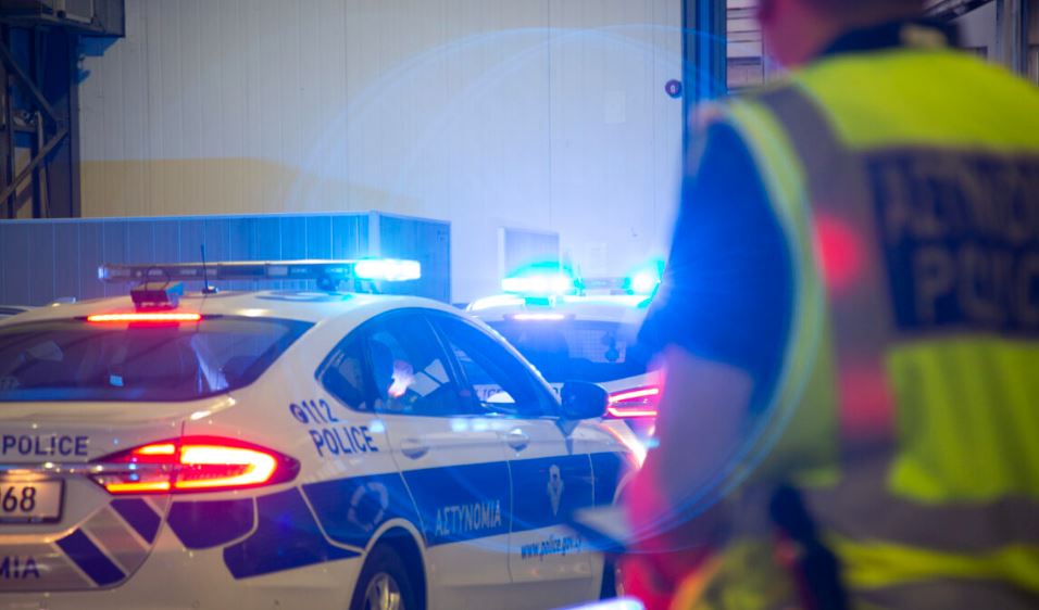 &laquo;&Sigma;&alpha;&rho;&omega;&tau;&iota;&kappa;ή&raquo; &eta; &Alpha;&sigma;&tau;&upsilon;&nu;&omicron;&mu;ί&alpha;: &Mu;&pi;&alpha;&rho;ά&zeta; &sigma;&upsilon;&lambda;&lambda;ή&psi;&epsilon;&omega;&nu; &mu;έ&sigma;&alpha; &sigma;&epsilon; &mu;&iota;&alpha; &nu;ύ&chi;&tau;&alpha; - &Sigma;&omega;&rho;&epsilon;ί&alpha; &kappa;&alpha;&tau;&alpha;&gamma;&gamma;&epsilon;&lambda;&iota;ώ&nu; &gamma;&iota;&alpha; &delta;&iota;ά&phi;&omicron;&rho;&alpha; &alpha;&delta;&iota;&kappa;ή&mu;&alpha;&tau;&alpha;
