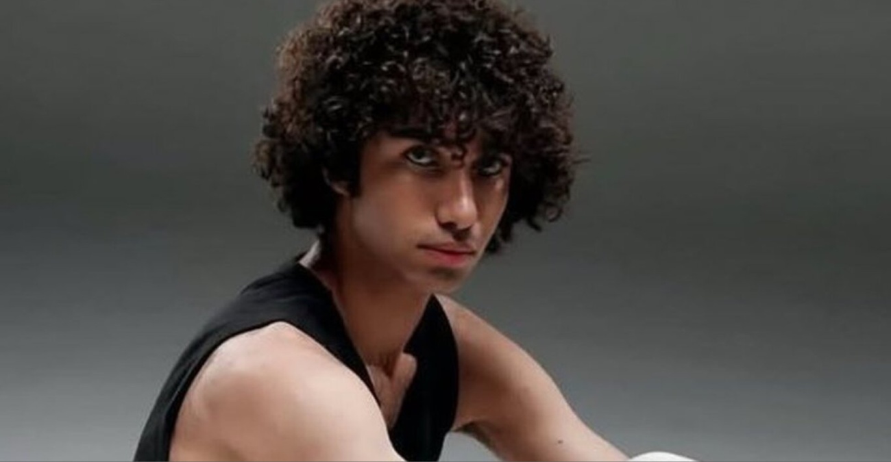 &Epsilon;&kappa;&tau;&epsilon;&lambda;έ&sigma;&tau;&eta;&kappa;&epsilon; 18&chi;&rho;&omicron;&nu;&omicron;&sigmaf; &mu;&omicron;&upsilon;&sigma;&iota;&kappa;ό&sigmaf; &gamma;&iota;&alpha; &sigma;&upsilon;&mu;&mu;&epsilon;&tau;&omicron;&chi;ή &tau;&omicron;&upsilon; &sigma;&epsilon; &delta;&iota;&alpha;&delta;&eta;&lambda;ώ&sigma;&epsilon;&iota;&sigmaf; &ndash; &Sigma;&tau;&omicron; &pi;&rho;&omicron;&sigma;&kappa;ή&nu;&iota;&omicron; &eta; &theta;&alpha;&nu;&alpha;&tau;&iota;&kappa;ή &pi;&omicron;&iota;&nu;ή