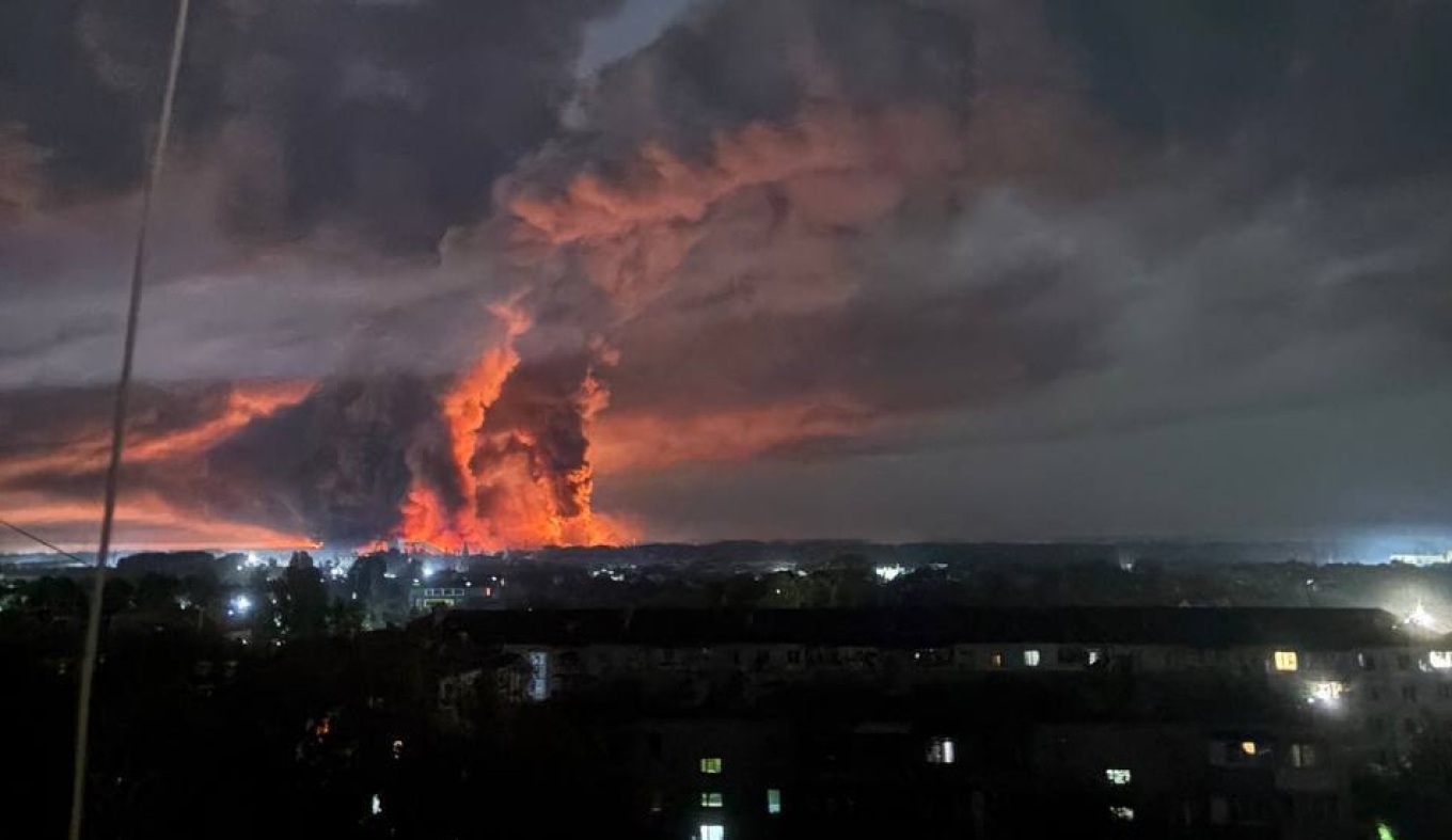 &Eta; &Rho;&omega;&sigma;ί&alpha; &sigma;&phi;&upsilon;&rho;&omicron;&kappa;ό&pi;&eta;&sigma;&epsilon; &xi;&alpha;&nu;ά &tau;&omicron; &Kappa;ί&epsilon;&beta;&omicron;, &alpha;&phi;ή&nu;&omicron;&nu;&tau;&alpha;&sigmaf; 17 &nu;&epsilon;&kappa;&rho;&omicron;ύ&sigmaf; - &Eta; &Beta;ό&rho;&epsilon;&iota;&alpha; &Kappa;&omicron;&rho;έ&alpha; &alpha;&nu;&alpha;&pi;&tau;ύ&sigma;&sigma;&epsilon;&iota; &pi;&upsilon;&rho;&alpha;&upsilon;&lambda;&iota;&kappa;ή &mu;&omicron;&nu;ά&delta;&alpha; &sigma;&tau;&eta; &Rho;&omega;&sigma;ί&alpha;, &lambda;έ&nu;&epsilon; &omicron;&iota; &Omicron;&upsilon;&kappa;&rho;&alpha;&nu;&omicron;ί