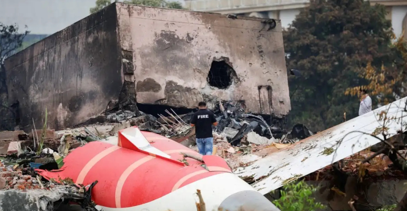 Απίστευτη τύχη για Βρετανό πατέρα – Άλλαξε πτήση τελευταία στιγμή κι έκανε κράτηση στη θέση 11Α