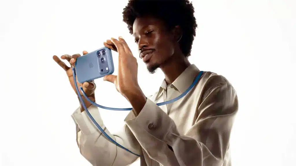 4+1 &kappa;&rho;&upsilon;&phi;έ&sigmaf; &lambda;&epsilon;&iota;&tau;&omicron;&upsilon;&rho;&gamma;ί&epsilon;&sigmaf; &tau;&eta;&sigmaf; &kappa;ά&mu;&epsilon;&rho;&alpha;&sigmaf; iPhone &pi;&omicron;&upsilon; &kappa;ά&nu;&omicron;&upsilon;&nu; &tau;&eta; &lambda;ή&psi;&eta; &phi;&omega;&tau;&omicron;&gamma;&rho;&alpha;&phi;&iota;ώ&nu; &pi;&iota;&omicron; &epsilon;ύ&kappa;&omicron;&lambda;&eta;