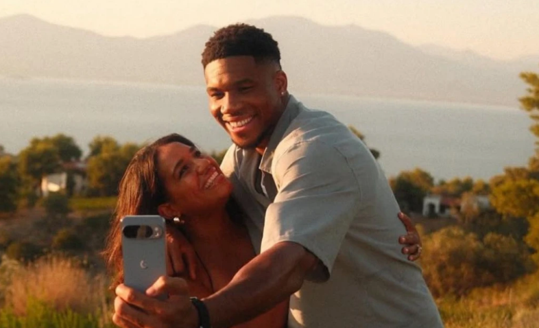 &Gamma;&iota;ά&nu;&nu;&eta;&sigmaf; &Alpha;&nu;&tau;&epsilon;&tau;&omicron;&kappa;&omicron;ύ&nu;&mu;&pi;&omicron;: &Eta; &tau;&rho;&upsilon;&phi;&epsilon;&rho;ή &alpha;&nu;ά&rho;&tau;&eta;&sigma;&eta; &tau;&eta;&sigmaf; &sigma;&upsilon;&zeta;ύ&gamma;&omicron;&upsilon; &tau;&omicron;&upsilon; &gamma;&iota;&alpha; &tau;&alpha; 31&alpha; &gamma;&epsilon;&nu;έ&theta;&lambda;&iota;&alpha; &tau;&omicron;&upsilon;