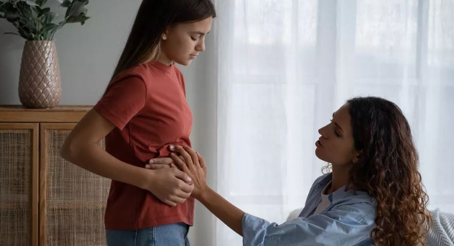Η συνήθεια που φέρνει αργοπορημένα την πρώτη περίοδο στα κορίτσια