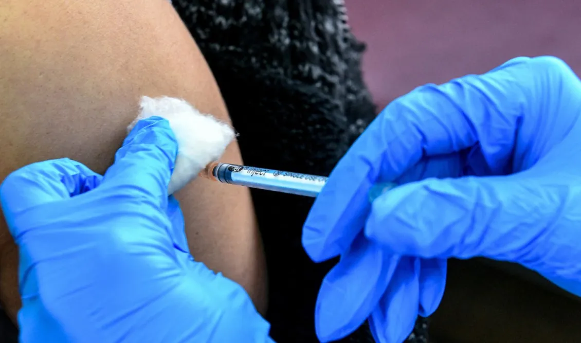 Πόσες μέρες κρατάνε οι παρενέργειες από το εμβόλιο γρίπης