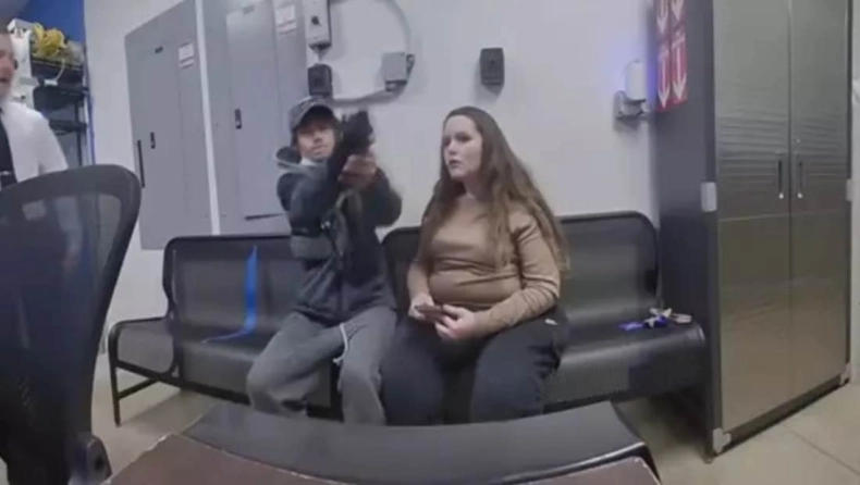 &Beta;ί&nu;&tau;&epsilon;&omicron; &gamma;&iota;&alpha; &gamma;&epsilon;&rho;ά &nu;&epsilon;ύ&rho;&alpha;: &Sigma;ή&kappa;&omega;&sigma;&epsilon; ό&pi;&lambda;&omicron; &sigma;&epsilon; &alpha;&sigma;&tau;&upsilon;&nu;&omicron;&mu;&iota;&kappa;ό &mu;έ&sigma;&alpha; &sigma;&epsilon; &sigma;&omicron;ύ&pi;&epsilon;&rho; &mu;ά&rho;&kappa;&epsilon;&tau;