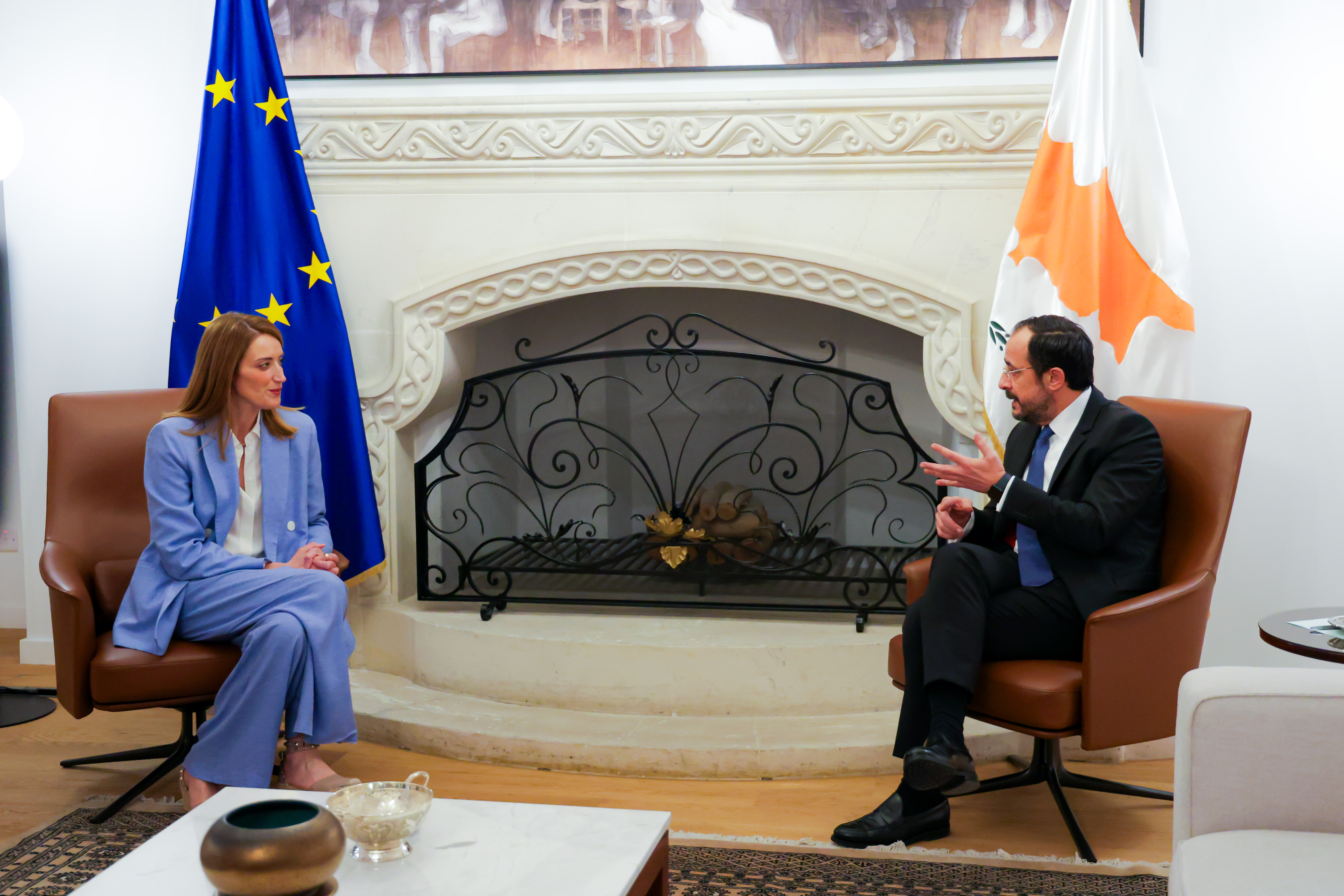 Στενή συνεργασία για Ουκρανία, μεταναστευτικό και στέγαση