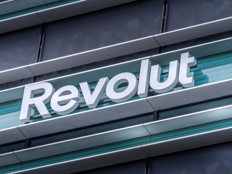 Revolut: «Φρένο» από την ΕΚΤ στην ταχεία διάθεση νέων προϊόν