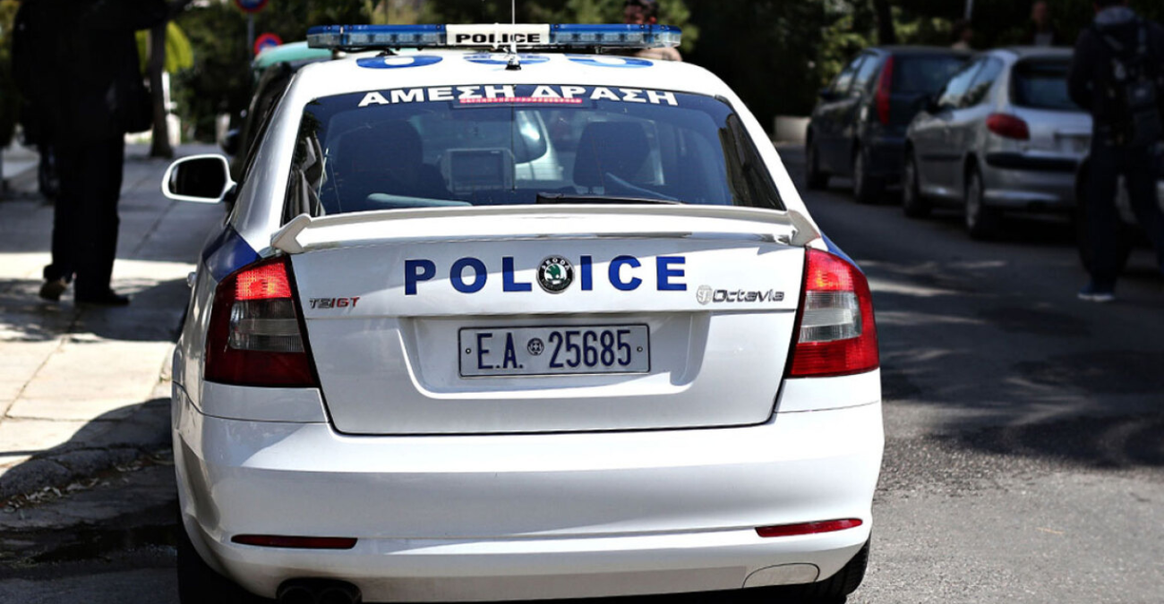 &Theta;&rho;ί&lambda;&epsilon;&rho; &sigma;&tau;&eta;&nu; &Epsilon;&lambda;&lambda;ά&delta;&alpha;: &Alpha;&rho;&pi;&alpha;&xi;&alpha;&nu;, &sigma;&kappa;ό&tau;&omega;&sigma;&alpha;&nu; &kappa;&alpha;&iota; &pi;έ&tau;&alpha;&xi;&alpha;&nu; &sigma;&epsilon; &rho;έ&mu;&alpha; &nu;&epsilon;&alpha;&rho;ό ά&nu;&delta;&rho;&alpha;