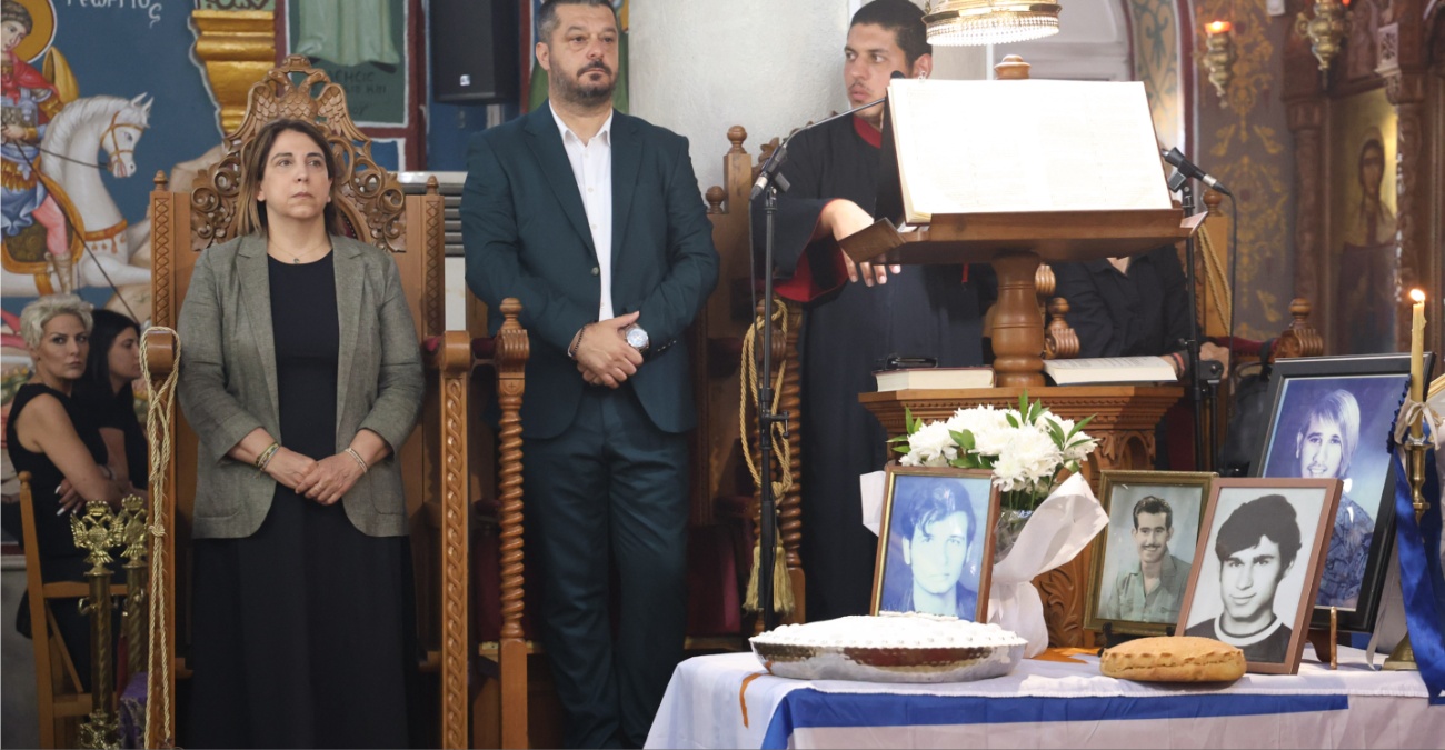 &Mu;ή&nu;&upsilon;&mu;&alpha; &Lambda;&epsilon;&upsilon;&kappa;&omega;&sigma;ί&alpha;&sigmaf; &gamma;&iota;&alpha; &Kappa;&upsilon;&pi;&rho;&iota;&alpha;&kappa;ό: &laquo;&Epsilon;&pi;&epsilon;&nu;&delta;ύ&omicron;&upsilon;&mu;&epsilon; &sigma;&tau;&eta; &beta;&omicron;ύ&lambda;&eta;&sigma;&eta; &Gamma;&kappa;&omicron;&upsilon;&tau;έ&rho;&epsilon;&sigmaf; &kappa;&alpha;&iota; &sigma;&tau;&eta; &delta;&iota;&alpha;&sigma;ύ&nu;&delta;&epsilon;&sigma;&eta; &mu;&epsilon; &tau;&alpha; &epsilon;&upsilon;&rho;&omega;&tau;&omicron;&upsilon;&rho;&kappa;&iota;&kappa;ά&raquo;