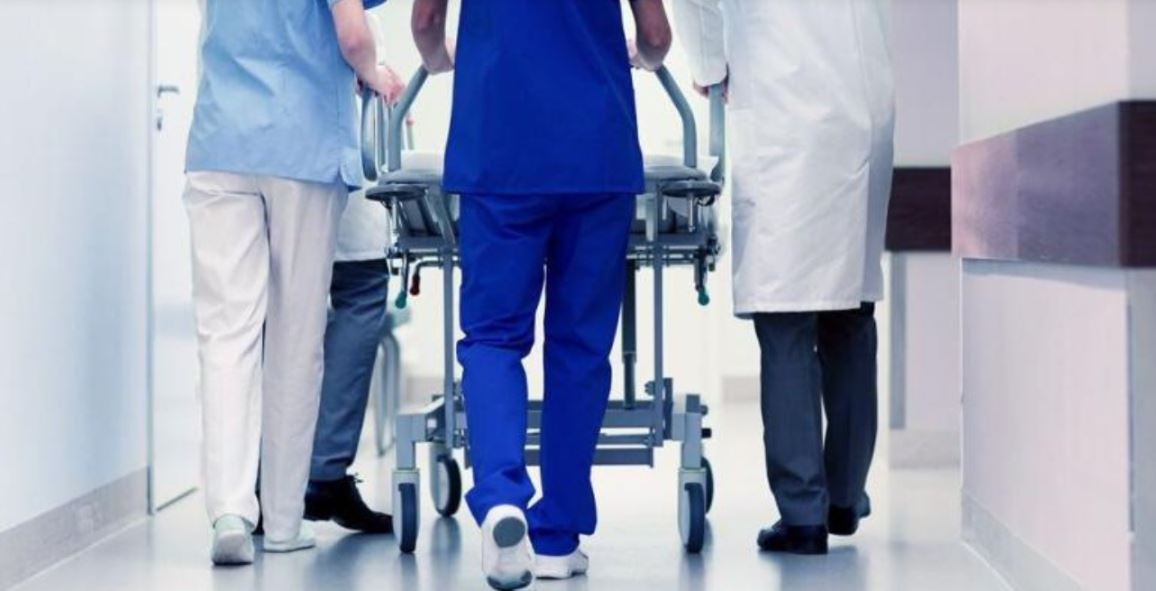 Συνεχίζεται η έξαρση των εποχικών ιώσεων: Τρεις οι θάνατοι από Γρίπη Α - Στο 90% η πληρότητα των νοσοκομείων