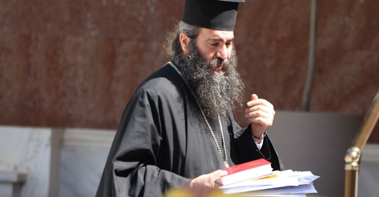 &Sigma;&tau;&omicron;&upsilon;&sigmaf; &delta;&rho;ό&mu;&omicron;&upsilon;&sigmaf; &gamma;&iota;&alpha; &tau;&omicron;&nu; &Tau;&upsilon;&chi;&iota;&kappa;ό: &Sigma;&upsilon;&gamma;&kappa;έ&nu;&tau;&rho;&omega;&sigma;&eta; &kappa;&alpha;&iota; &pi;&omicron;&rho;&epsilon;ί&alpha; &sigma;ή&mu;&epsilon;&rho;&alpha; &sigma;&tau;&eta;&nu; &Pi;ά&phi;&omicron;