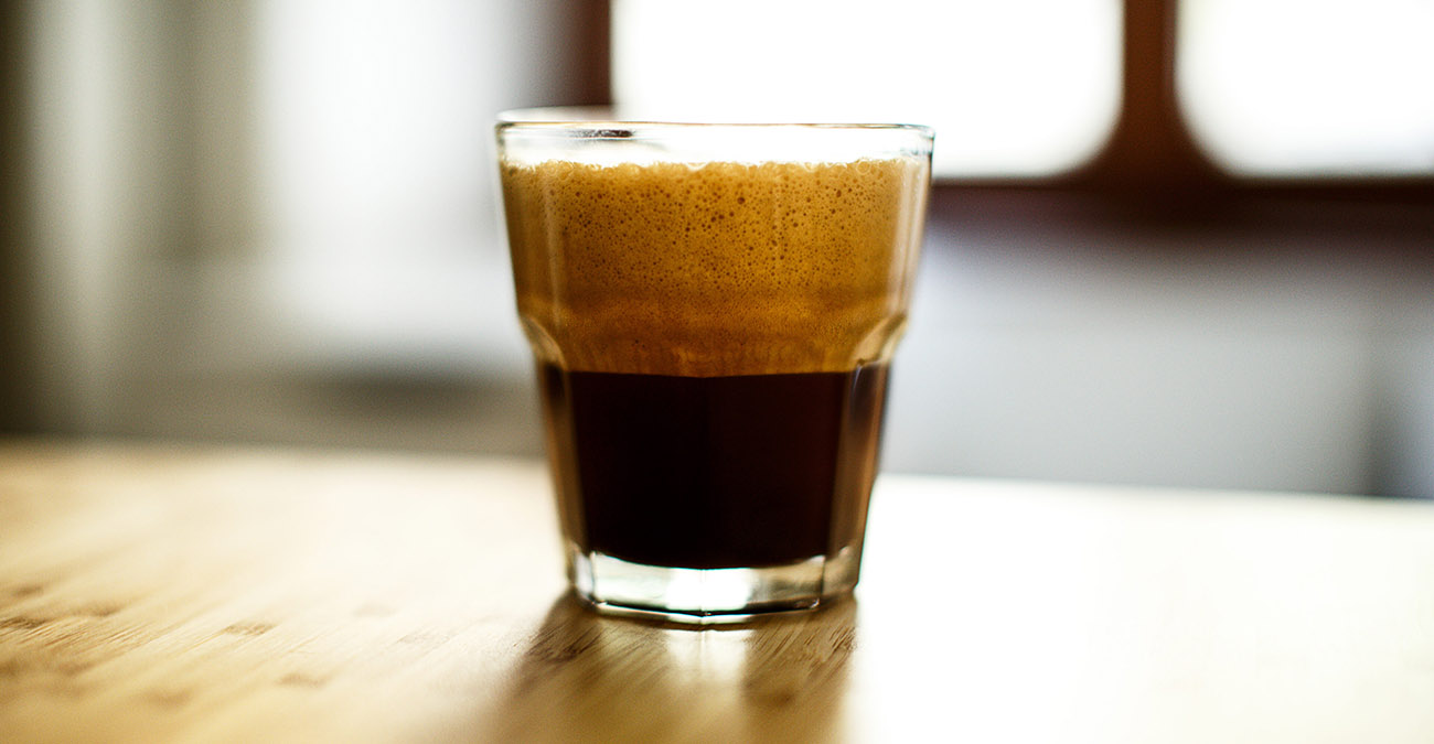 Κόβεται ο καφές; 6+1 επιδόρπια για να τον αντικαταστήσετε, χωρίς να χάνετε τη γεύση του