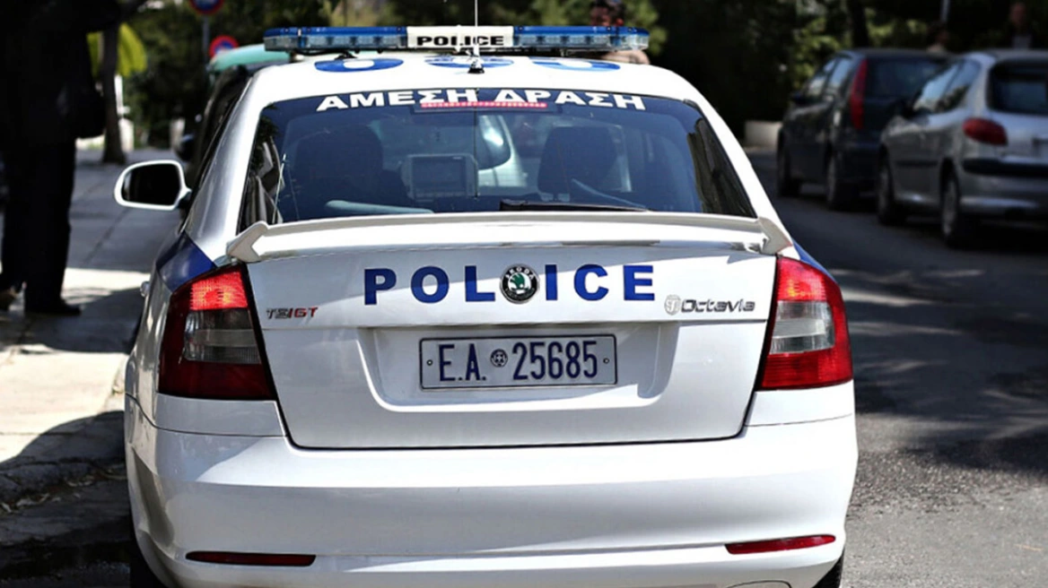 &Theta;&epsilon;&sigma;&sigma;&alpha;&lambda;&omicron;&nu;ί&kappa;&eta;: &Alpha;&nu;ή&lambda;&iota;&kappa;&omicron; &pi;&alpha;&iota;&delta;ί &epsilon;&nu;&tau;&omicron;&pi;ί&sigma;&tau;&eta;&kappa;&epsilon; &nu;&alpha; &pi;&epsilon;&rho;&iota;&pi;&lambda;&alpha;&nu;&iota;έ&tau;&alpha;&iota; &sigma;&tau;&eta;&nu; &omicron;&delta;ό &Lambda;&alpha;&gamma;&kappa;&alpha;&delta;ά - &Sigma;&upsilon;&nu;&epsilon;&lambda;ή&phi;&theta;&eta; &eta; &mu;&eta;&tau;έ&rho;&alpha; &tau;&omicron;&upsilon;
