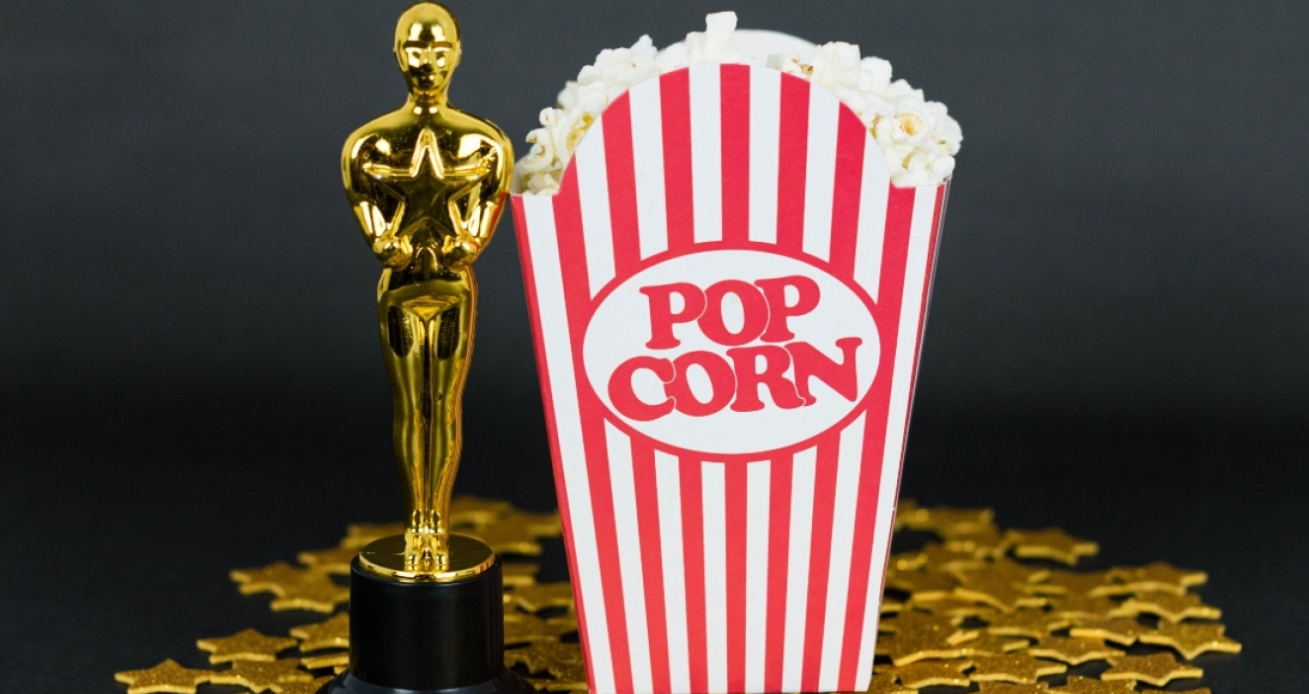 &Alpha;&pi;ό &pi;ί&tau;&sigma;&epsilon;&sigmaf; &mu;έ&chi;&rho;&iota; &sigma;&omicron;&kappa;&omicron;&lambda;&alpha;&tau;έ&nu;&iota;&alpha; &alpha;&gamma;&alpha;&lambda;&mu;&alpha;&tau;ί&delta;&iota;&alpha; &mu;&epsilon; &chi;&rho;&upsilon;&sigma;ό&sigma;&kappa;&omicron;&nu;&eta; - &Tau;&iota; &tau;&rho;ώ&nu;&epsilon; &omicron;&iota; &sigma;&tau;&alpha;&rho; &tau;&eta; &beta;&rho;&alpha;&delta;&iota;ά &tau;&omega;&nu; Ό&sigma;&kappa;&alpha;&rho;